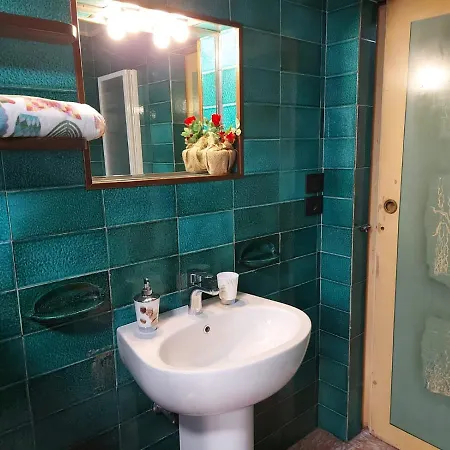 Bnbook-villa Molinari * Milano